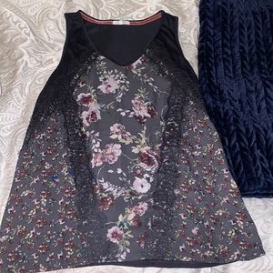 Flowery grey tank top